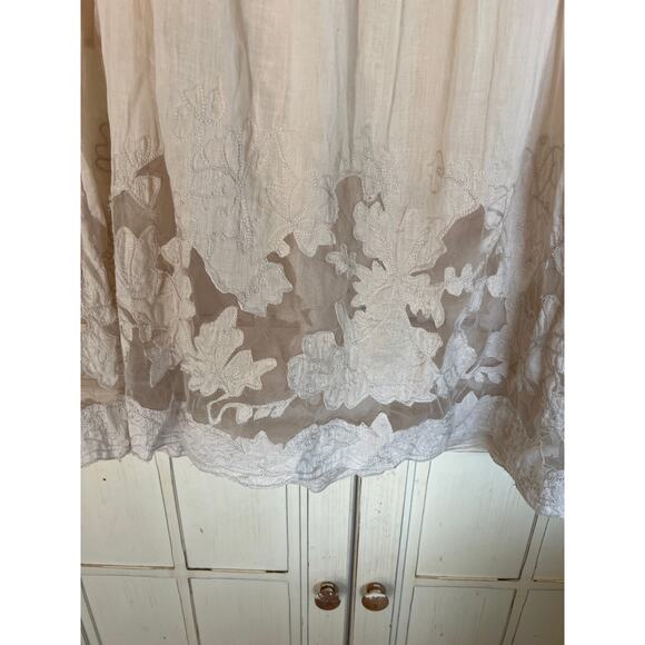 Free People size XS cream colored dress with lace and embroidery - Picture 2 of 4
